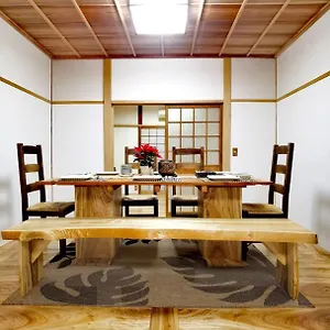 Couette-café Bighem Maison 