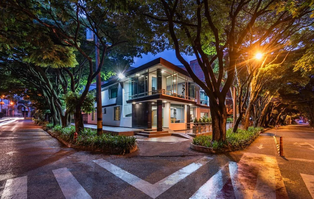 ****  Hotel Asturias Medellin Colombia